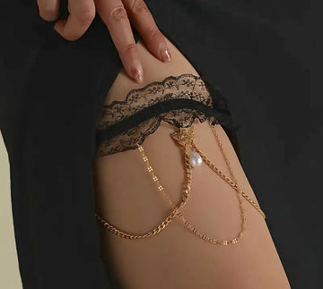 Elegant Black Lace Elastic Garter with Tassel Chain, Butterfly Pendant & Teardrop Faux Pearl Thigh Chain